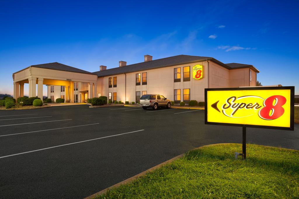Super 8 by Wyndham Evansville North Stacer Eksteriør bilde